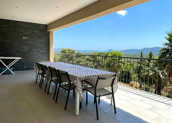 Casanota De 200m2 Avec Piscine Privee 别墅 *