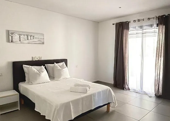 Casanota De 200m2 Avec Piscine Privee 别墅 *