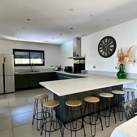 Casanota De 200m2 Avec Piscine Privée *