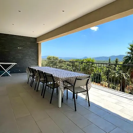 Casanota De 200m2 Avec Piscine Privee Villa *