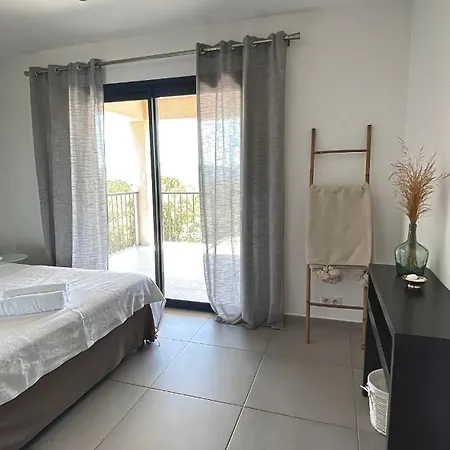 Casanota De 200m2 Avec Piscine Privée Villa