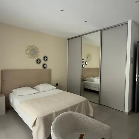 Casanota De 200m2 Avec Piscine Privee
