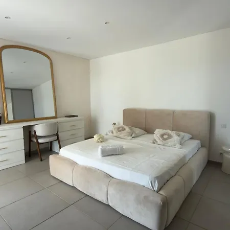 Casanota De 200m2 Avec Piscine Privee Porto-Vecchio (Corsica)