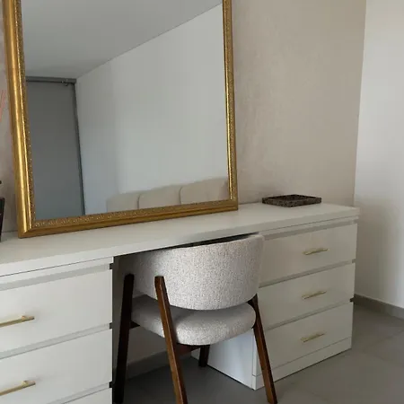 Casanota De 200m2 Avec Piscine Privee Villa *